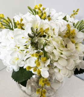 28cm Hydrangea With Mimosa