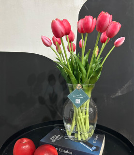 40cm Hot Pink Tulips In 20cm Vase