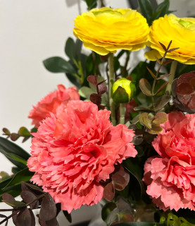 58cm Ranunculus with Carnations